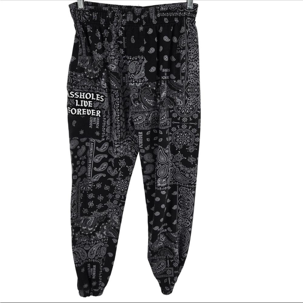 A$$holes Live Forever Pants Mens
Small Black Bandana Paisley
Sweatpants